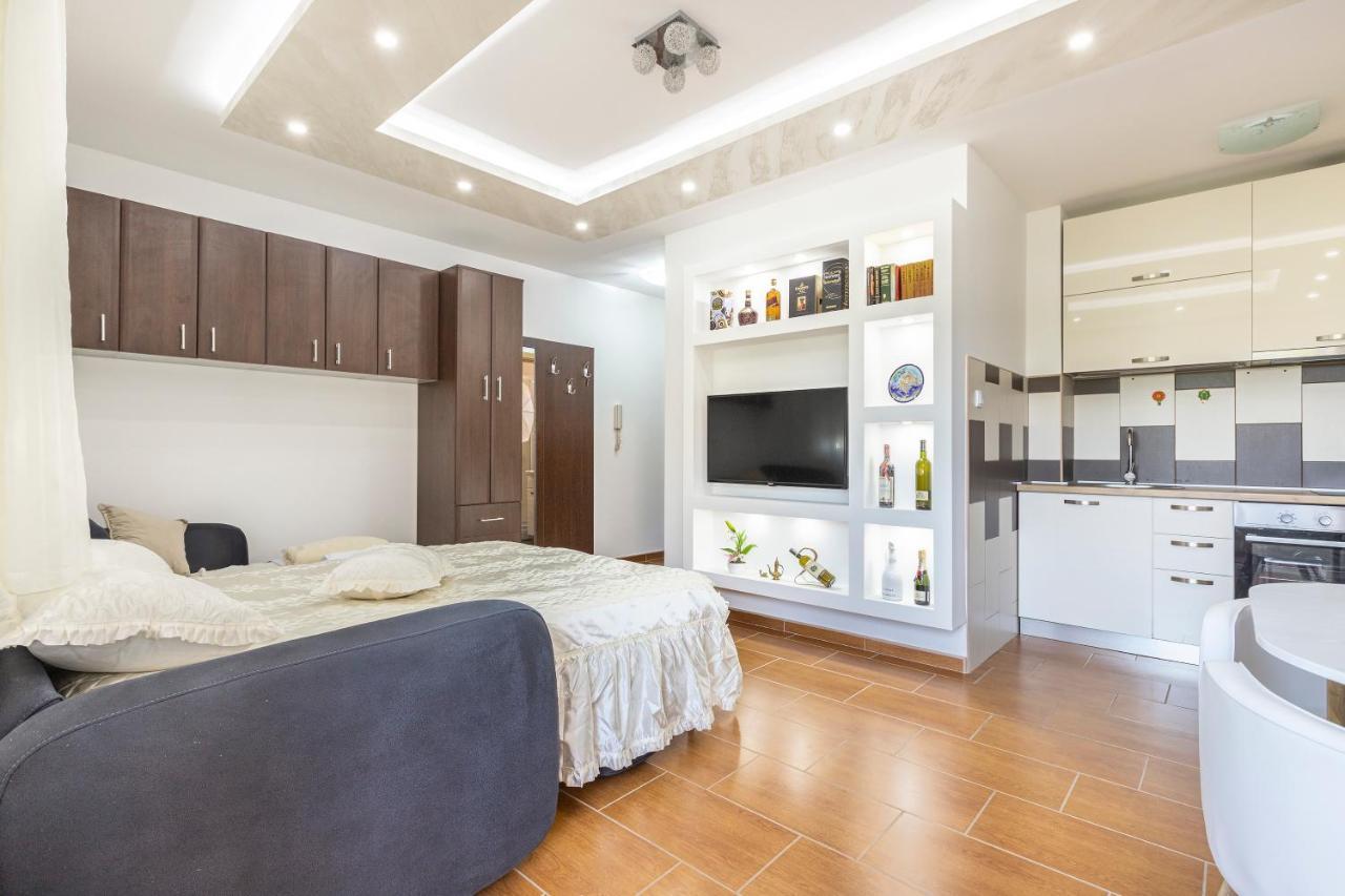 Bonaca Studios Tivat Exteriér fotografie